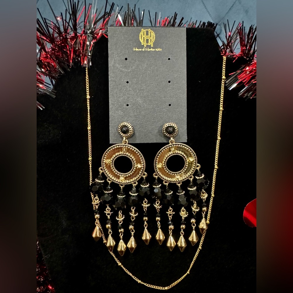 2 ITEMS HOUSE OF HARLOW EARRINGS + UNBRANDED NECKLACE